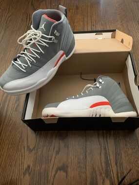 Air Jordan 12 Retro Men’s Sneakers